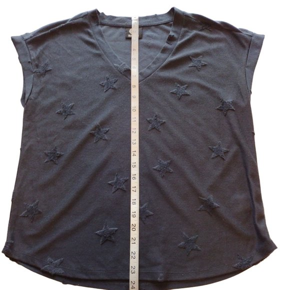 Bobeau Women's Small Blue Sleeveless Star Patterned Shirt - Picture 3 of 6